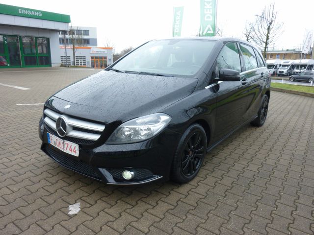 Mercedes-Benz B 180 B -Klasse B 180 Leder Navi