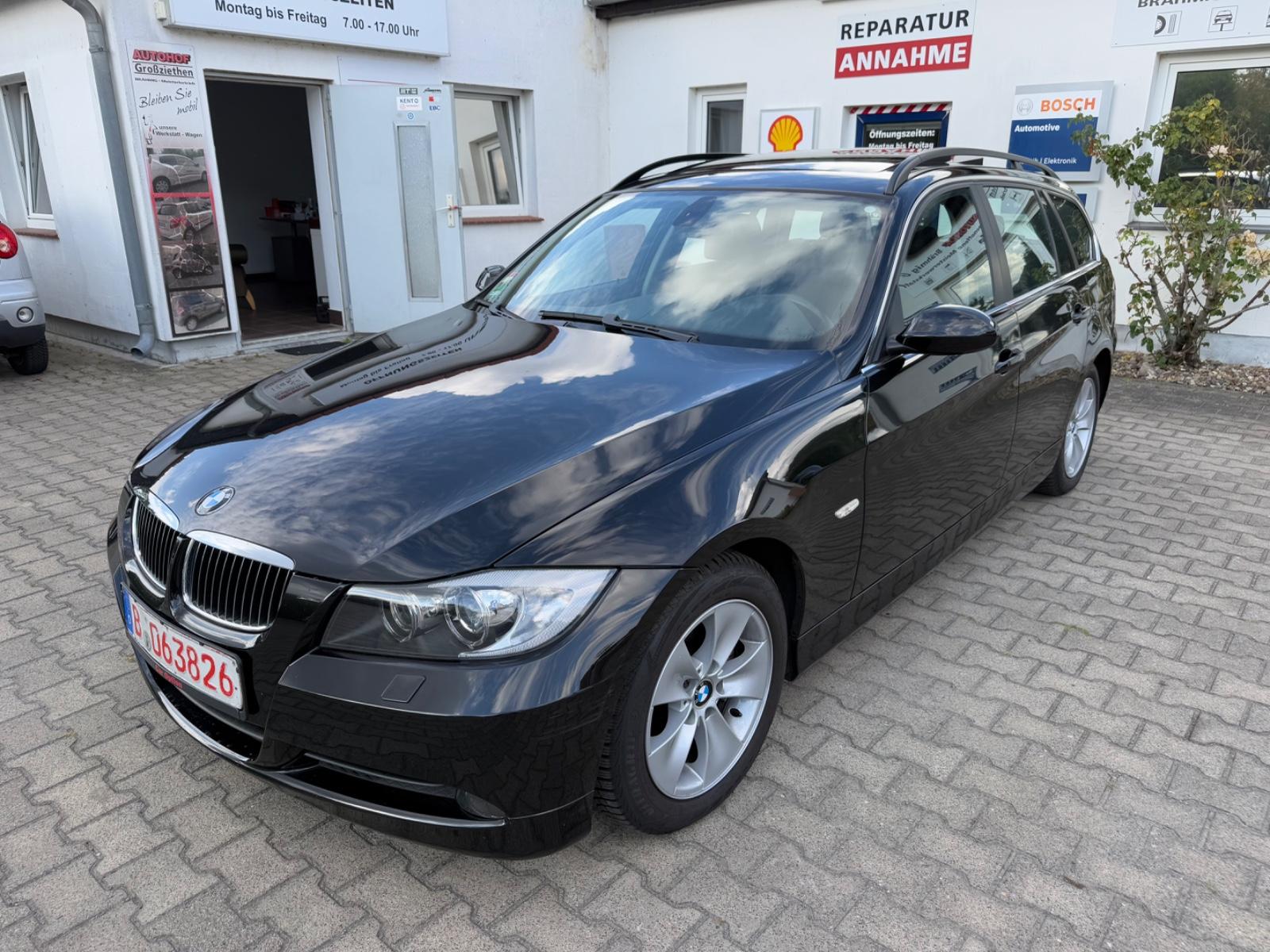 BMW 325 i Touring/Automatik/Panorama/Xenon/Teilleder