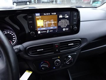 Fotografie 12 des Hyundai i10 1.0 Edition 30 *PDC*SHZ*Klima Klima