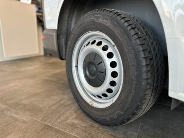 MYAUTOCENTER – Gebraucht- und Jahreswagen mit Werkstattservice in Pfaffenhofen Volkswagen T6.1 Transporter Kasten 4MOTION *1. Hand*AHK*LED