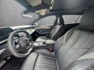 Peugeot 408 - 9