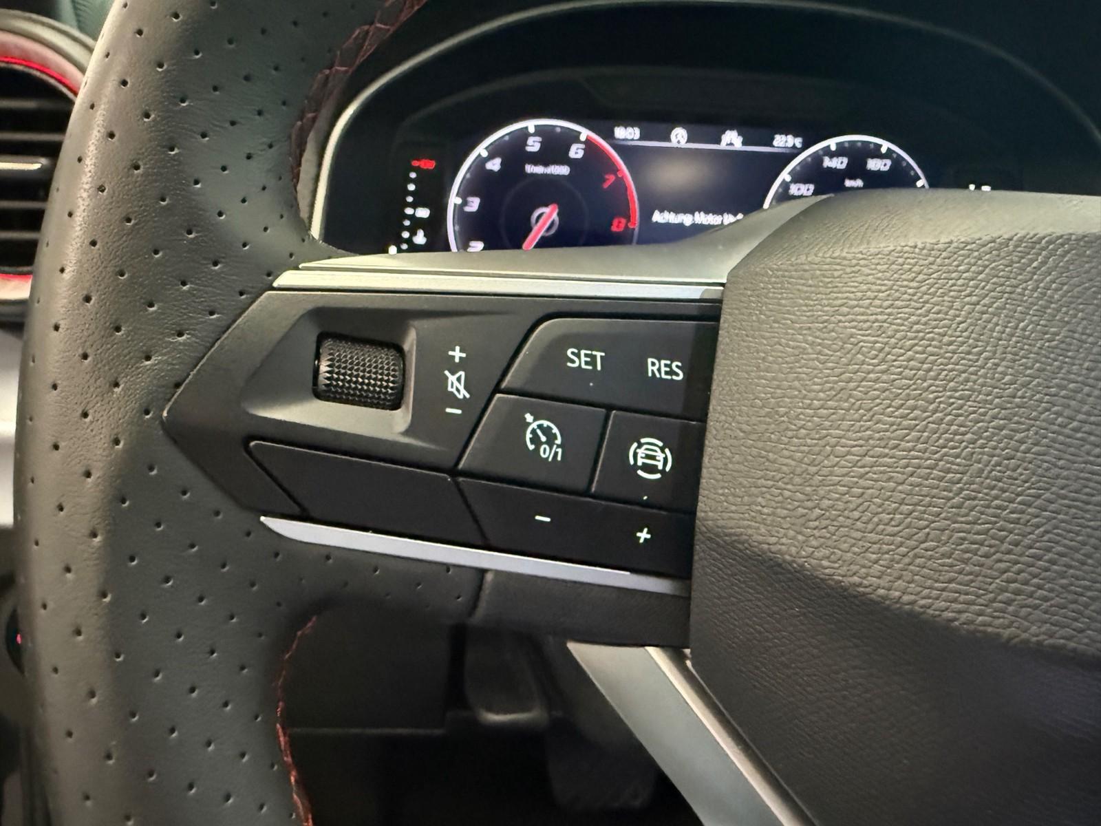 Seat Ibiza FR 1.0TSI DSG PANO KAMERA LED APP