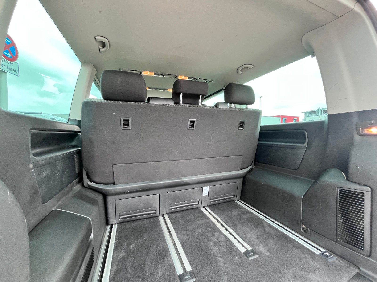 Fahrzeugabbildung Volkswagen T6 Multivan Trendline