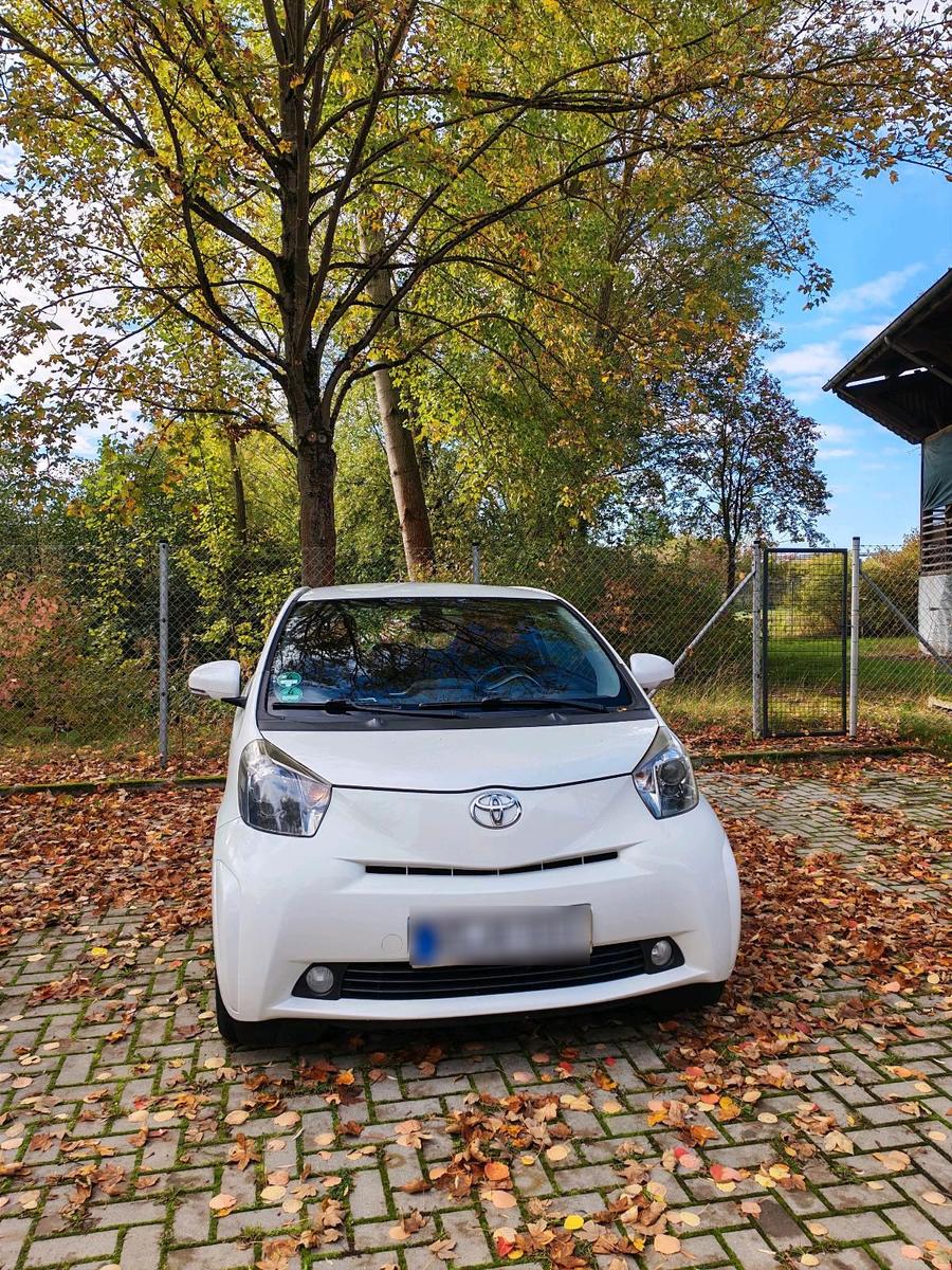 Toyota IQ