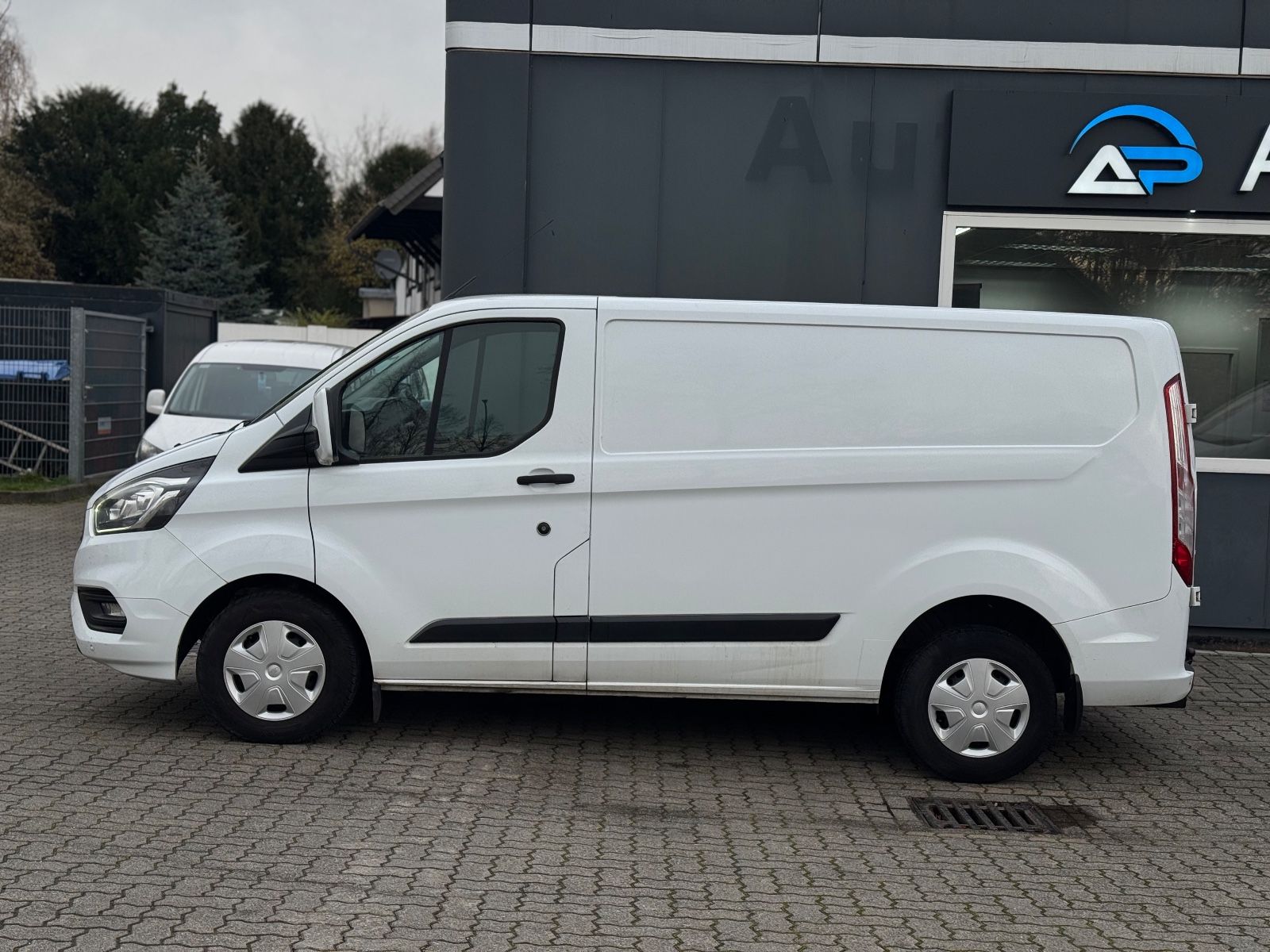 Transit Custom Kasten 280 L1 *AHK*STHZ