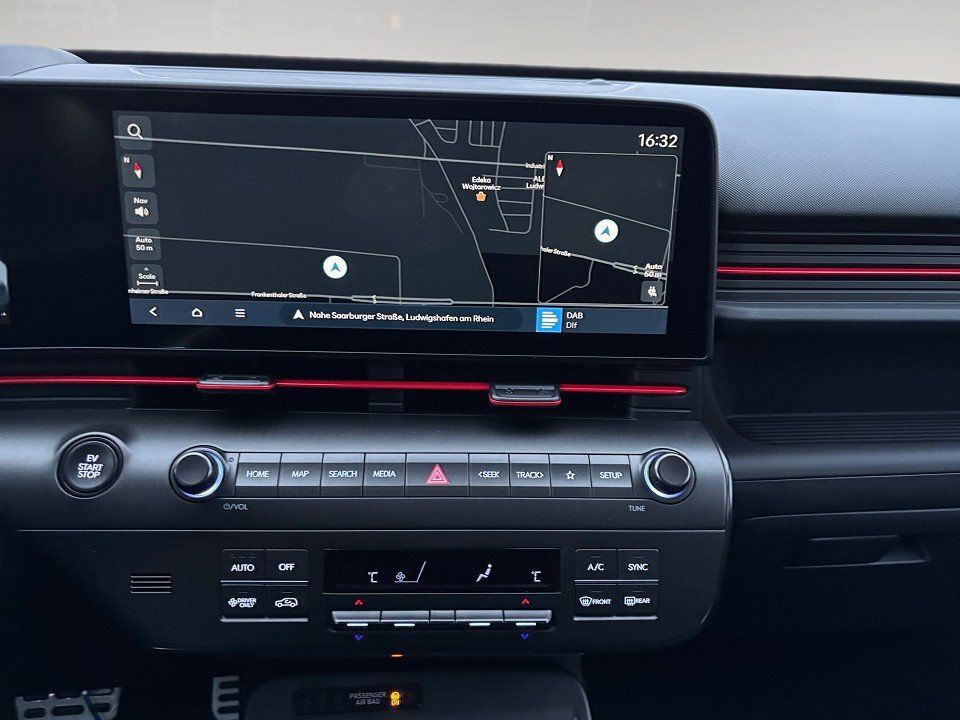 Fahrzeugabbildung Hyundai KONA Elektro 65kWh N Line X