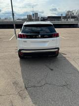 Peugeot 3008 HYBRID4 300 e-EAT8 GT  sehr gepflegt  - Peugeot 3008 Hybrid (/Elektro) Hybrid4 mit Benzin-Antrieb