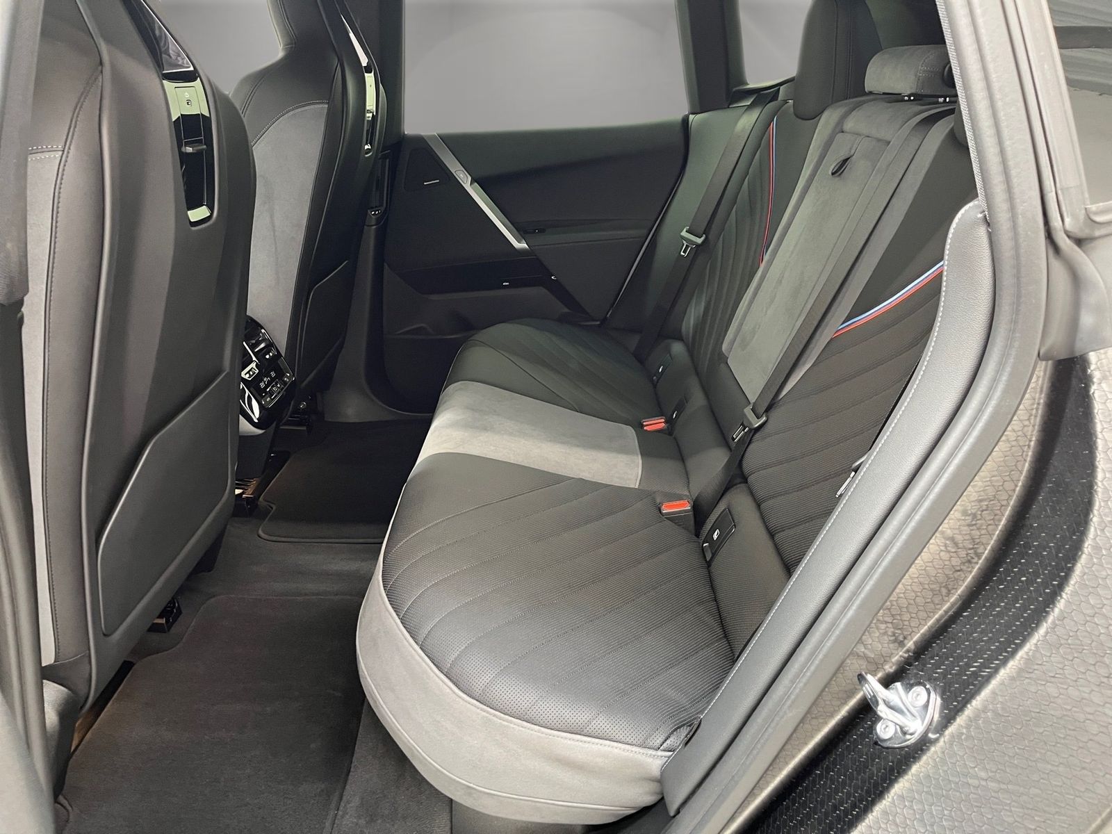 BMW iX - Bild 13
