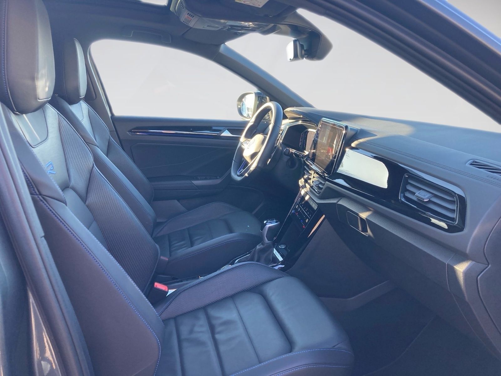 Volkswagen T-Roc - Bild 9