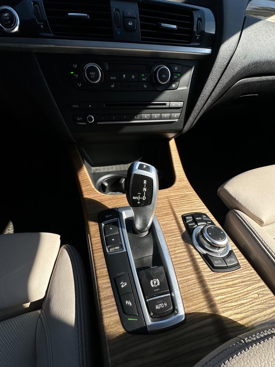 BMW X3 xDrive 20 i Automatik HUD AHK PANO Kamera