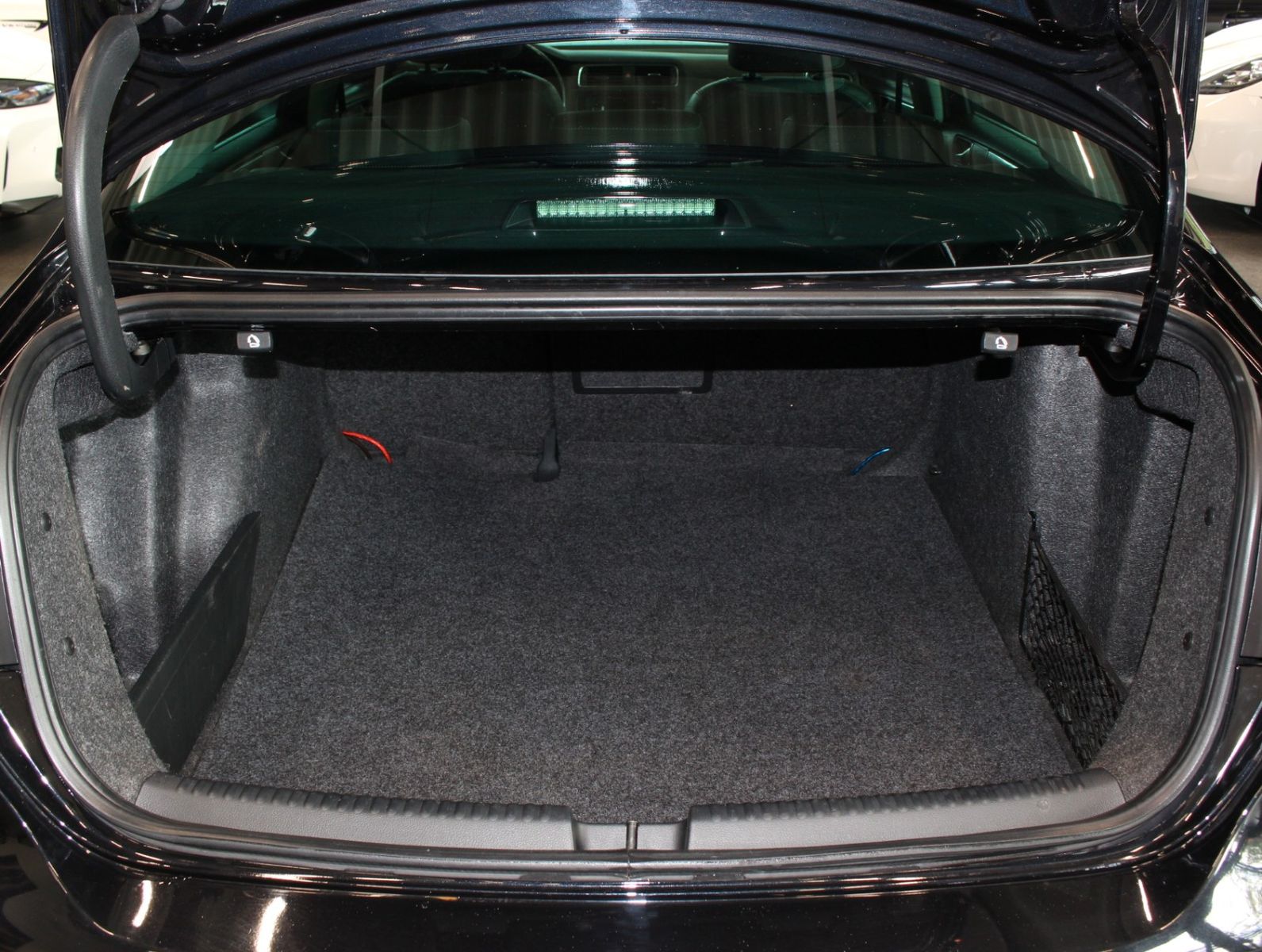 Fahrzeugabbildung Volkswagen Jetta VI Highline