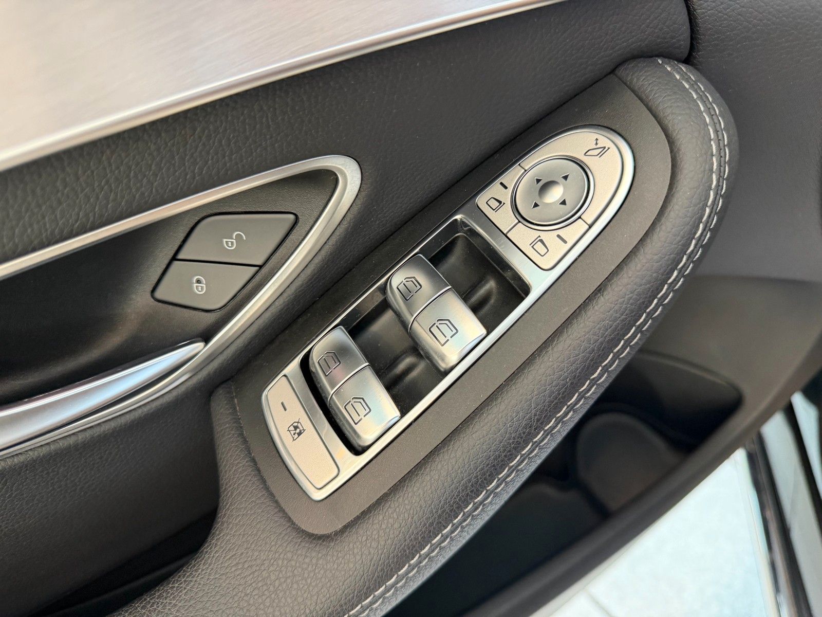 Mercedes-Benz C 180 T Ava 9G-Tr. LED AHK Pano Rü-Ka CarPlay foto 14