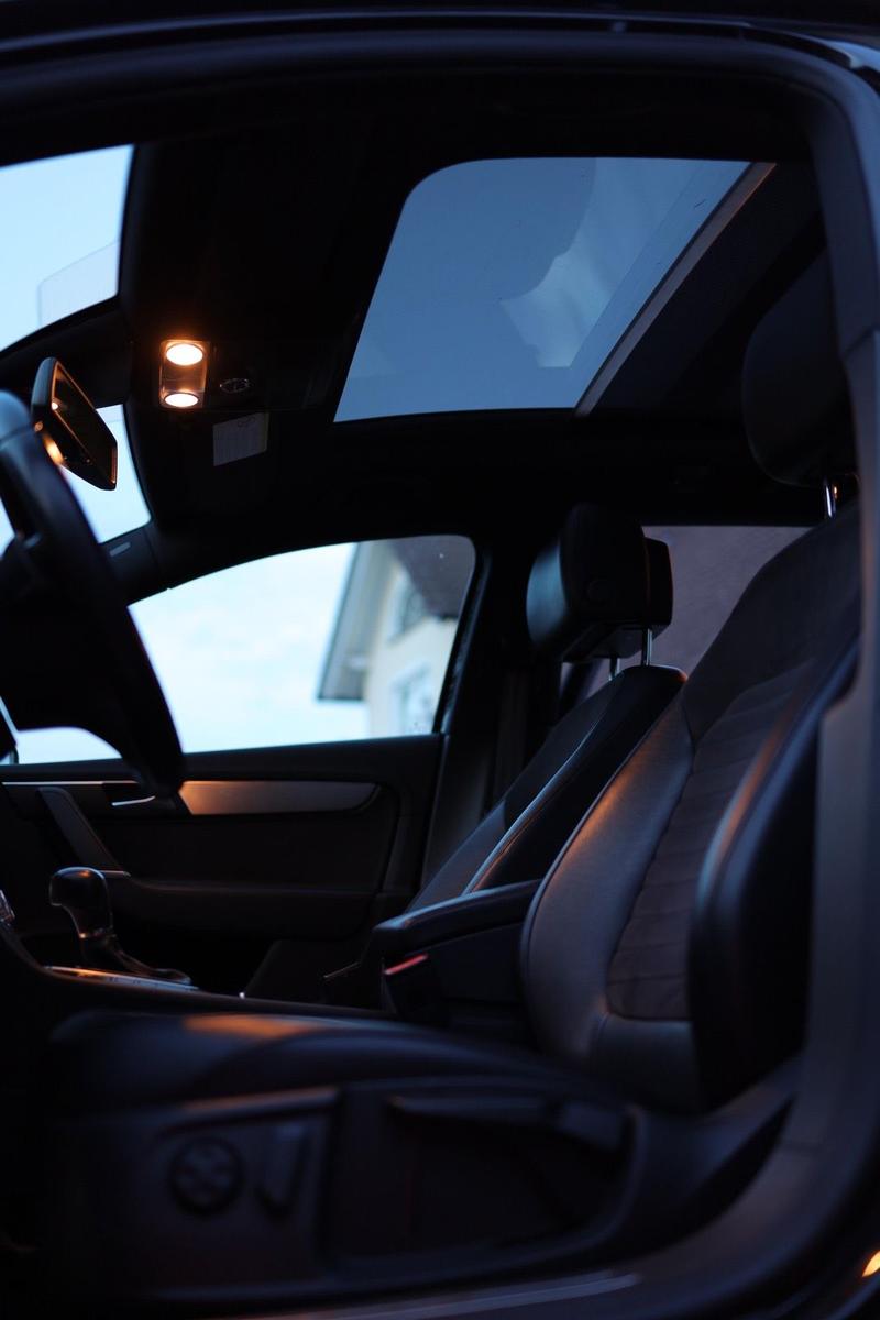 Volkswagen Passat 2012 — photo 8