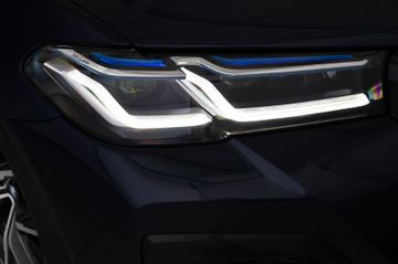 BMW 520d xDrive Touring M Sport HUD STHZ RFK 19"