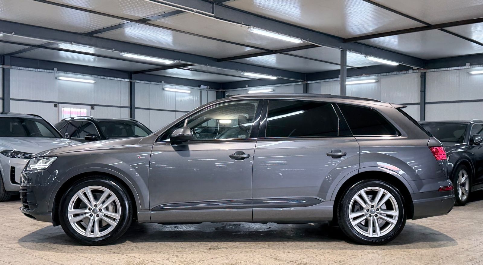 Audi Q7 50TDI S LINE+*7SITZ*PANO*SFT*BOSE*AHK*ACC*2.H foto 4