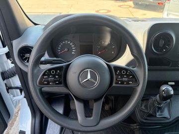 Mercedes Sprinter - 11