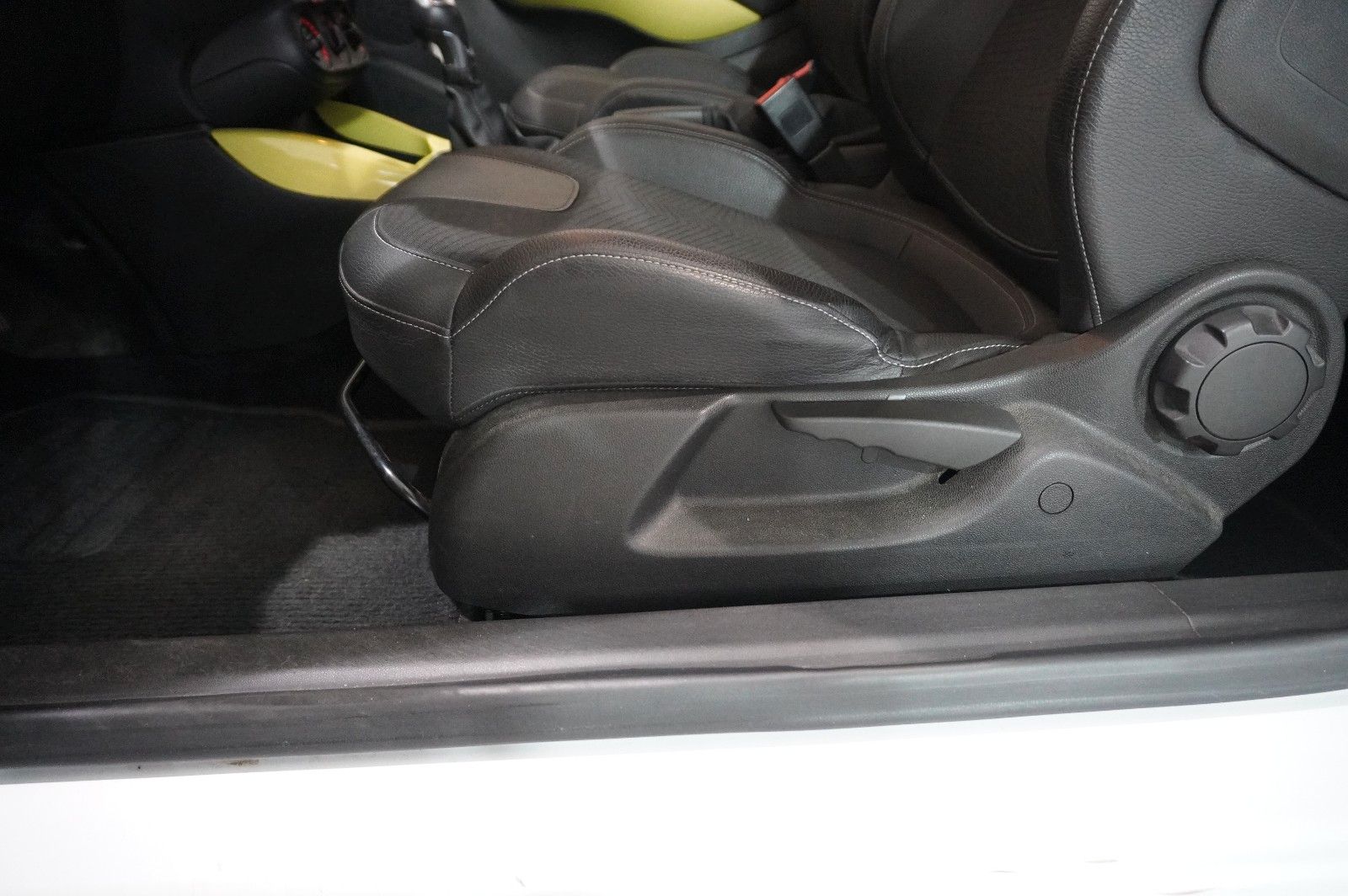 Fahrzeugabbildung Opel Adam 1.2 JAM KLIMA/SPORT/TEMP./USB/CITY/TOUCH