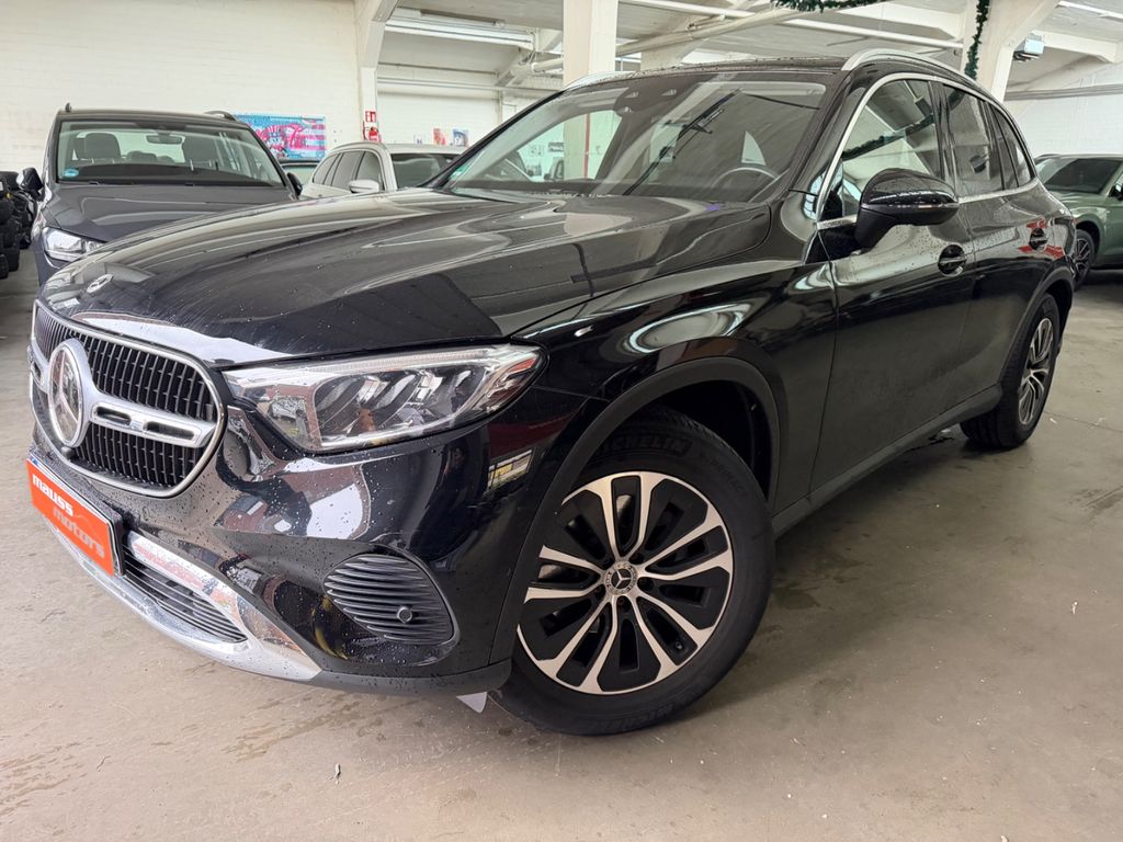 Image of Mercedes-Benz GLC 220