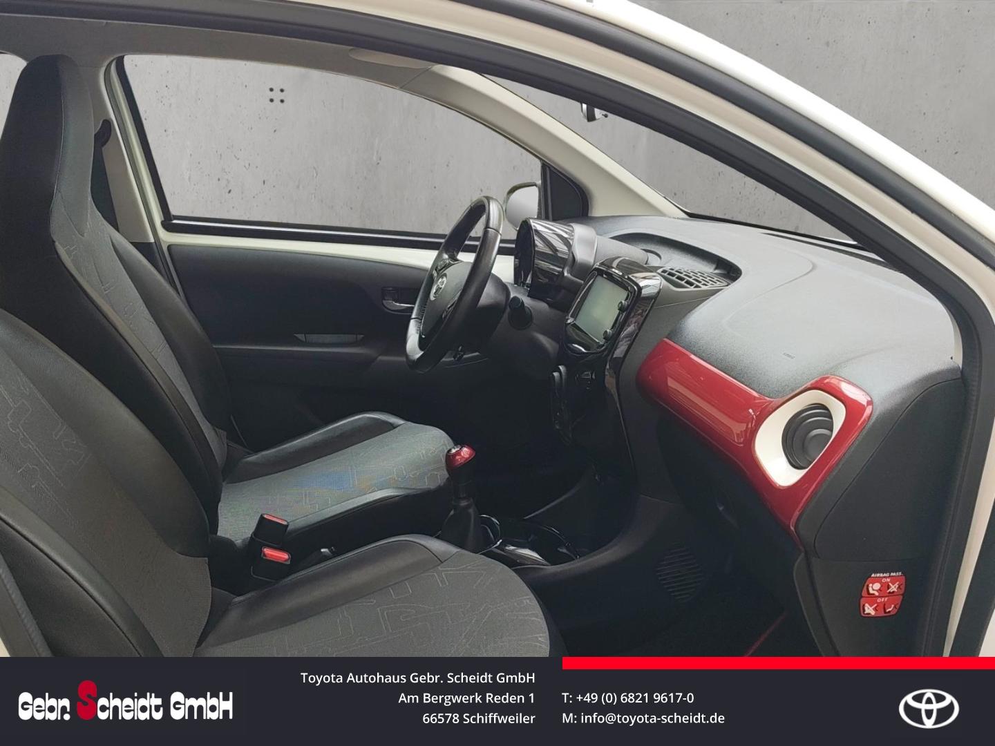 Toyota Aygo X-Pose Faltdach Rückfahrkamera Klimaanlage 