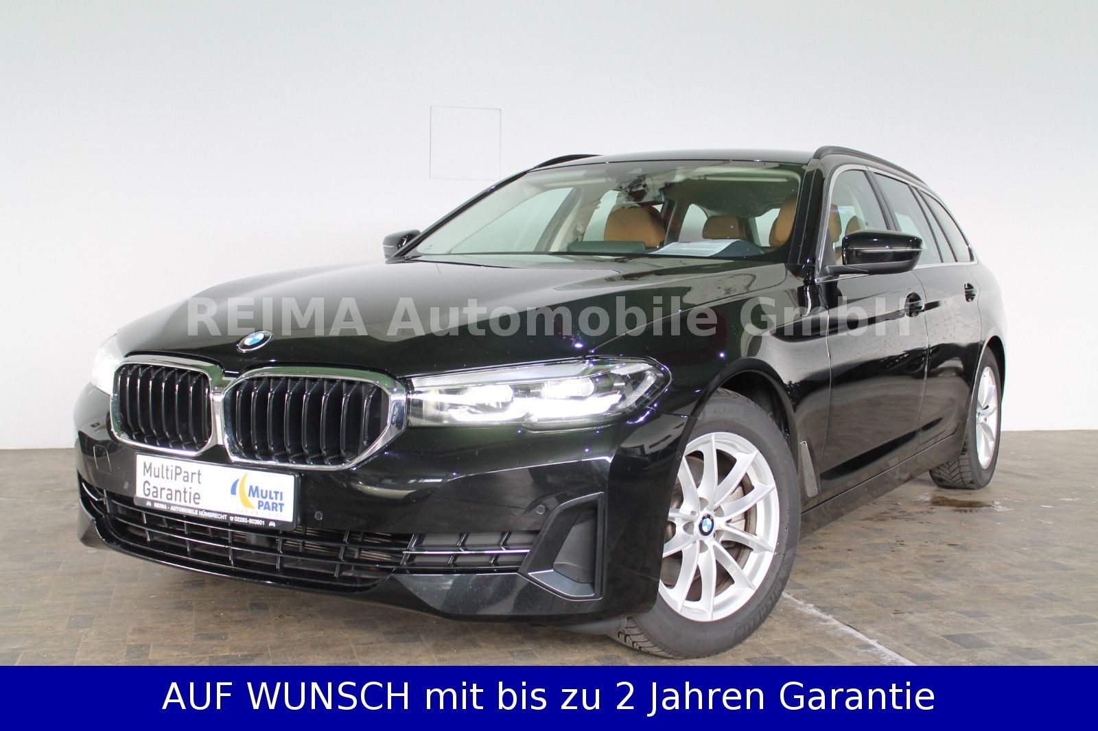 Fahrzeugabbildung BMW 520i  Touring Automatik, LED, Leder, Navi