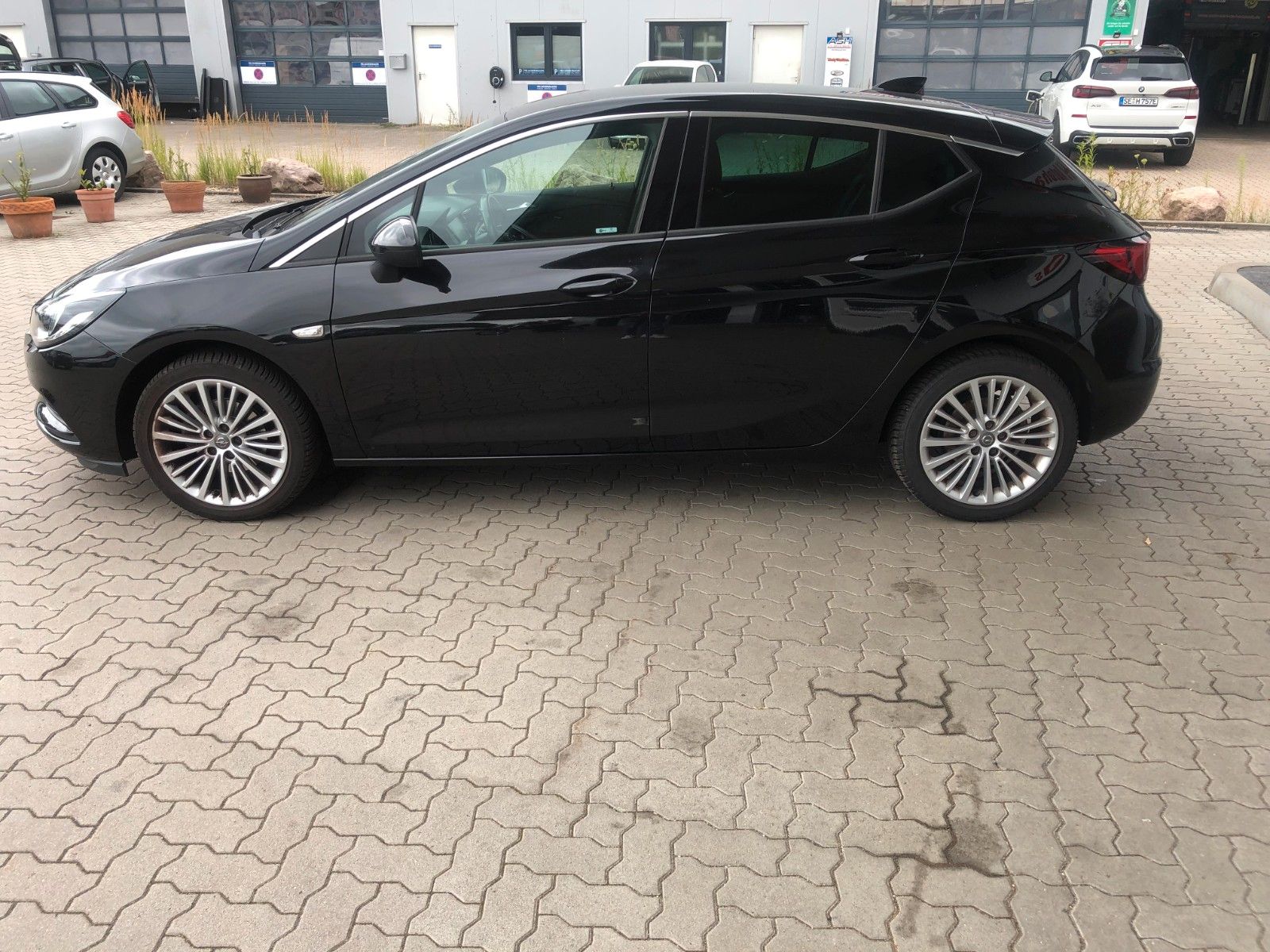 Fahrzeugabbildung Opel Astra K Lim. 5-trg. Dynamic Sonderpreis Lack