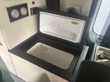 Fahrzeugabbildung Toyota Crosscamp Aufstelldach Navi RFK uvm
