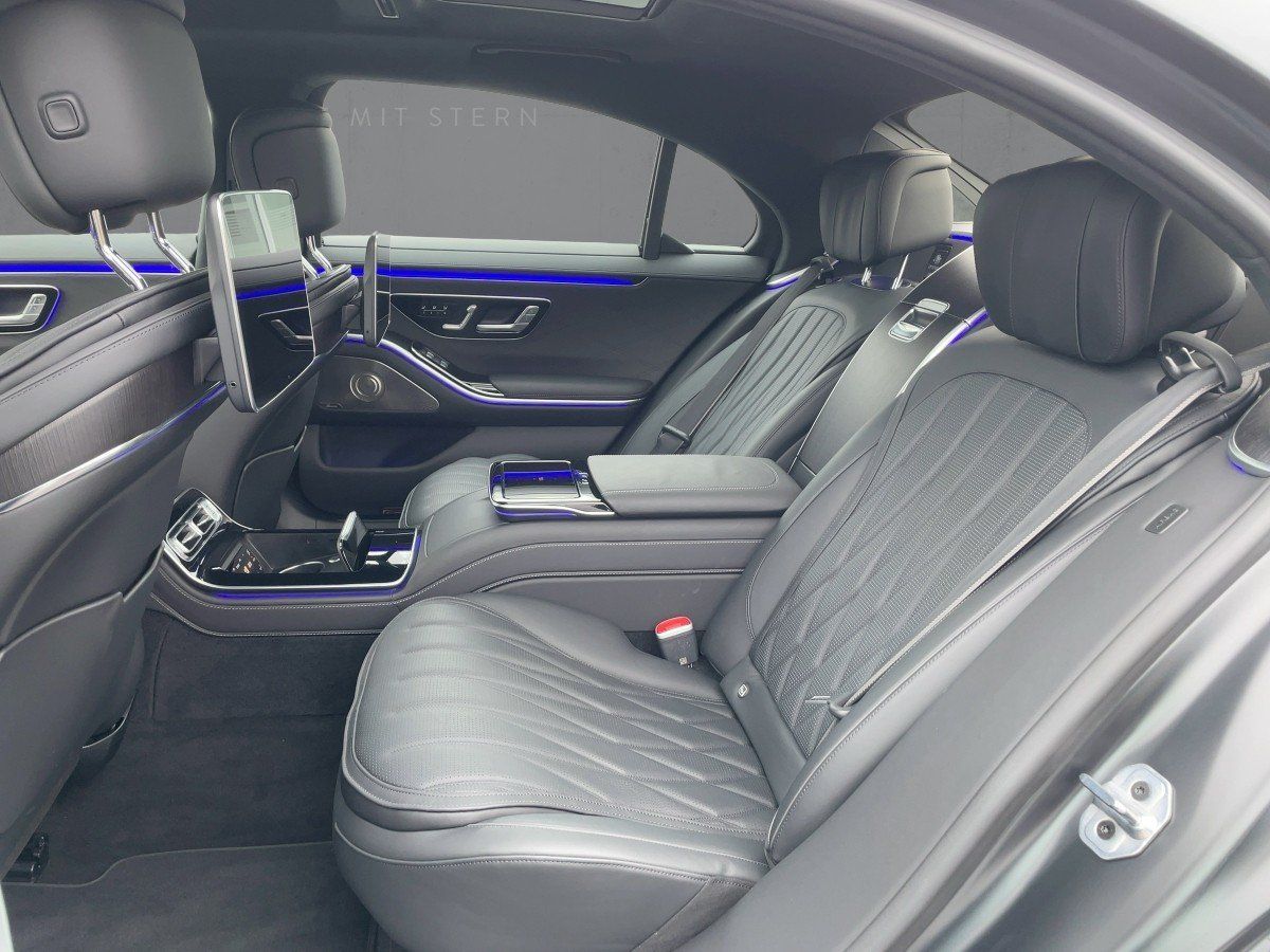 Fahrzeugabbildung Mercedes-Benz S 63 AMG E-Perf. lang Exkl./First-Class/Massage