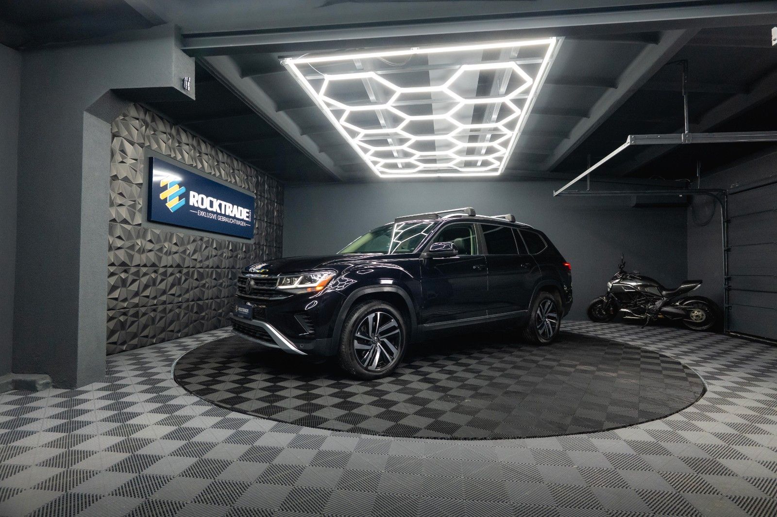 Fahrzeugabbildung Volkswagen ATLAS 3.6 4x4 SEL PREMIUM *6 Sitze*Pano*ACC*LED*