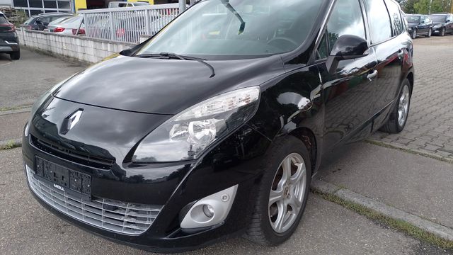 Renault Grand Scenic .7 sitz Bose Edition dCi Automatik.