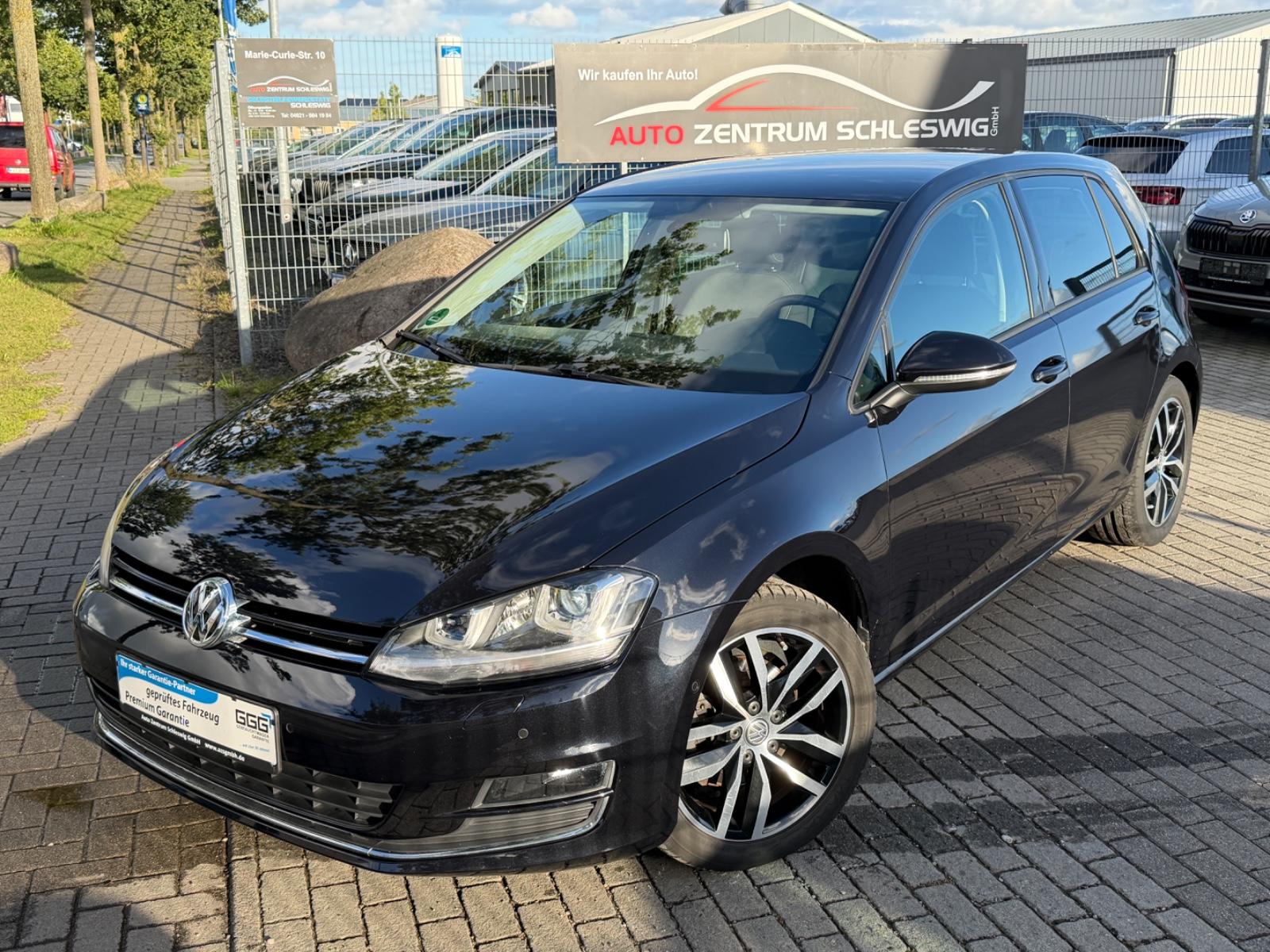 Volkswagen Golf VII Lim. Highline Park Assist Xenon Alcanta
