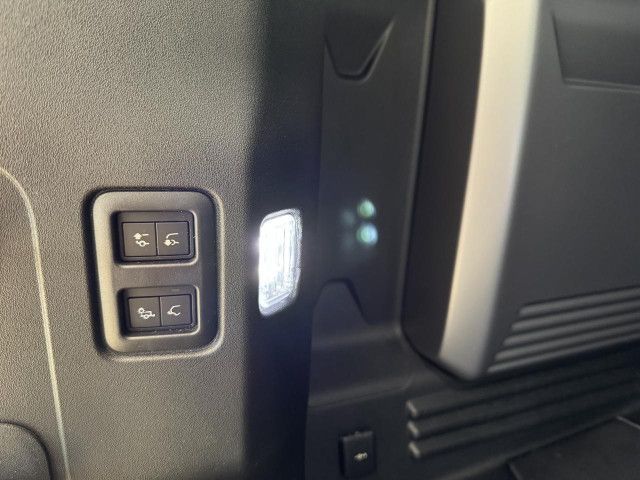 Land Rover Defender 110 P635 OCTA Black MY26 Bluetooth Navi foto 16