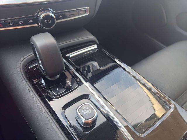 Volvo V60 Plus Bright T6 Recharge Plug-In Hybrid AWD