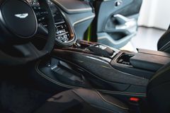 Fahrzeugabbildung Aston Martin DBX 707 *MWST./GARANTIE/Q-SONDERLACK*