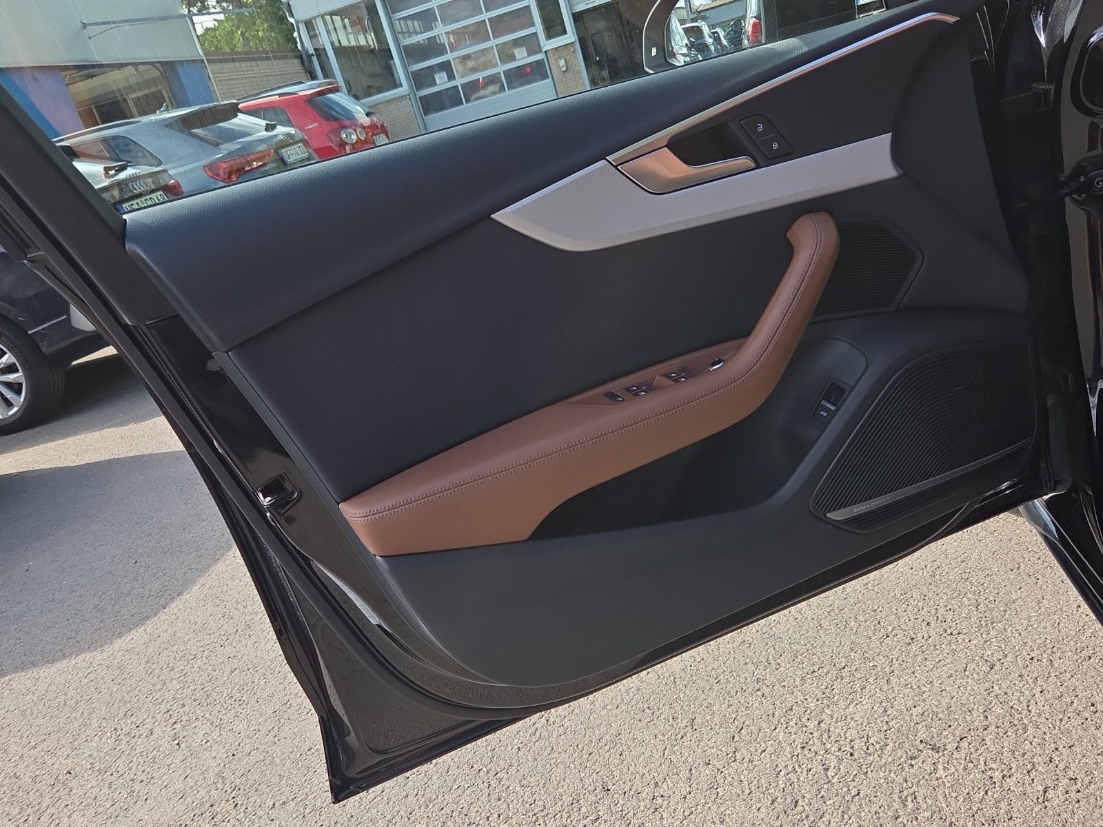 A4 Lim. advanced 35 TFSI S tronic MMI Optik schw