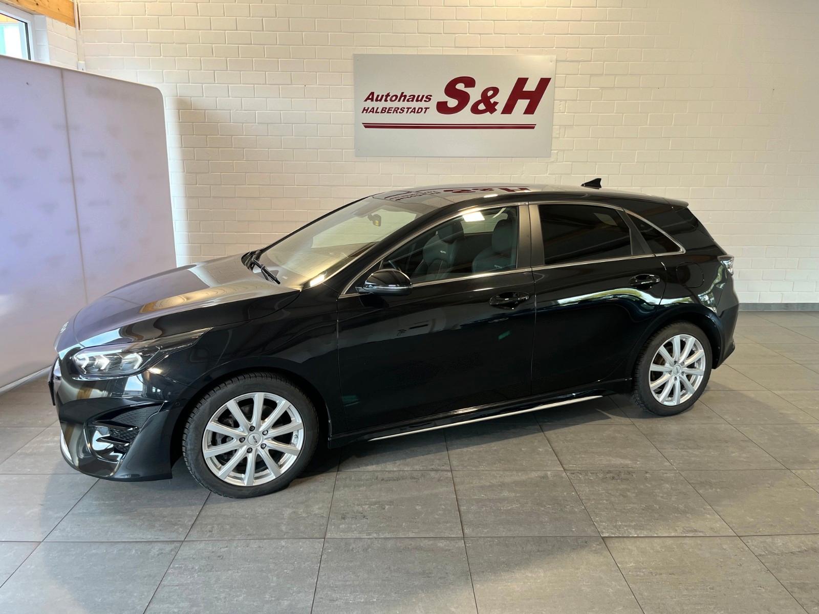 Kia Ceed 1,6CRDi 48V DCT7 GT Line NAVI LED JBL PDC