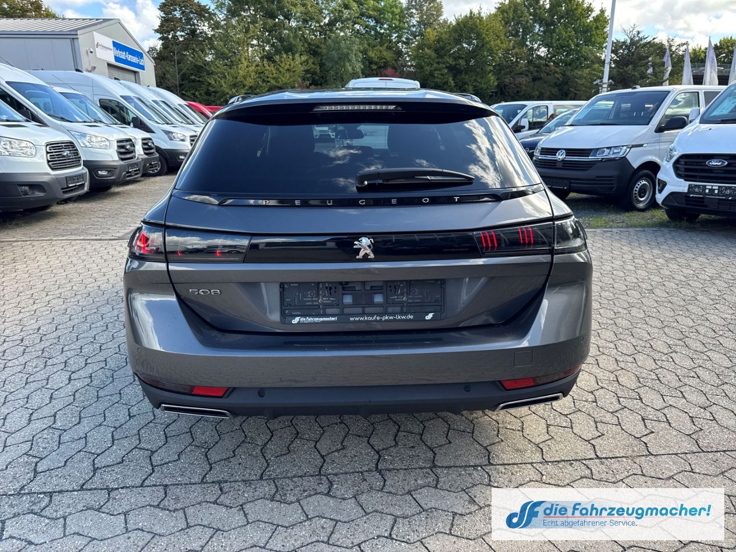 Fahrzeugabbildung Peugeot 508 SW Allure Pack 1.5 Navi 360 Kamera *UNFALLSC
