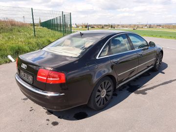 Audi A8 - 3