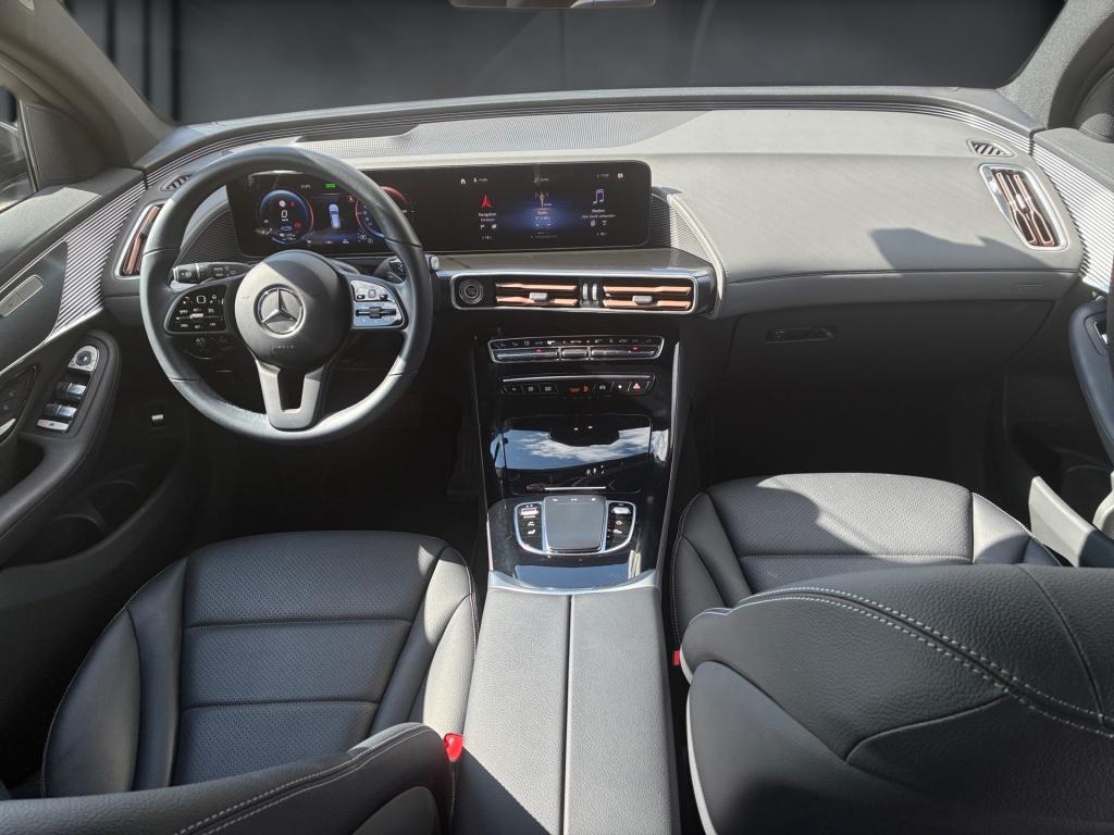Mercedes-Benz EQC 400 4M AMBIENTE+HEAD-UP+KAMERA+MBEAM+CARPLAY