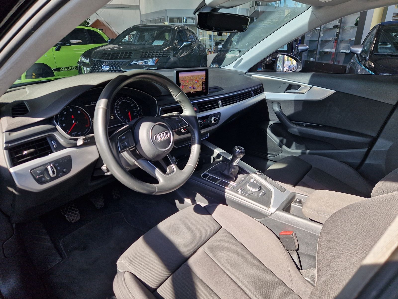 Fahrzeugabbildung Audi A4 Avant sport KLIMA XENON NAVI ALU