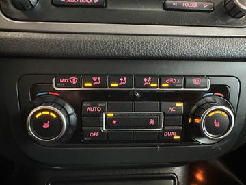 Volkswagen Tiguan Team 4Motion *2. Hand*Klima*SHZ*AHK*PDC*