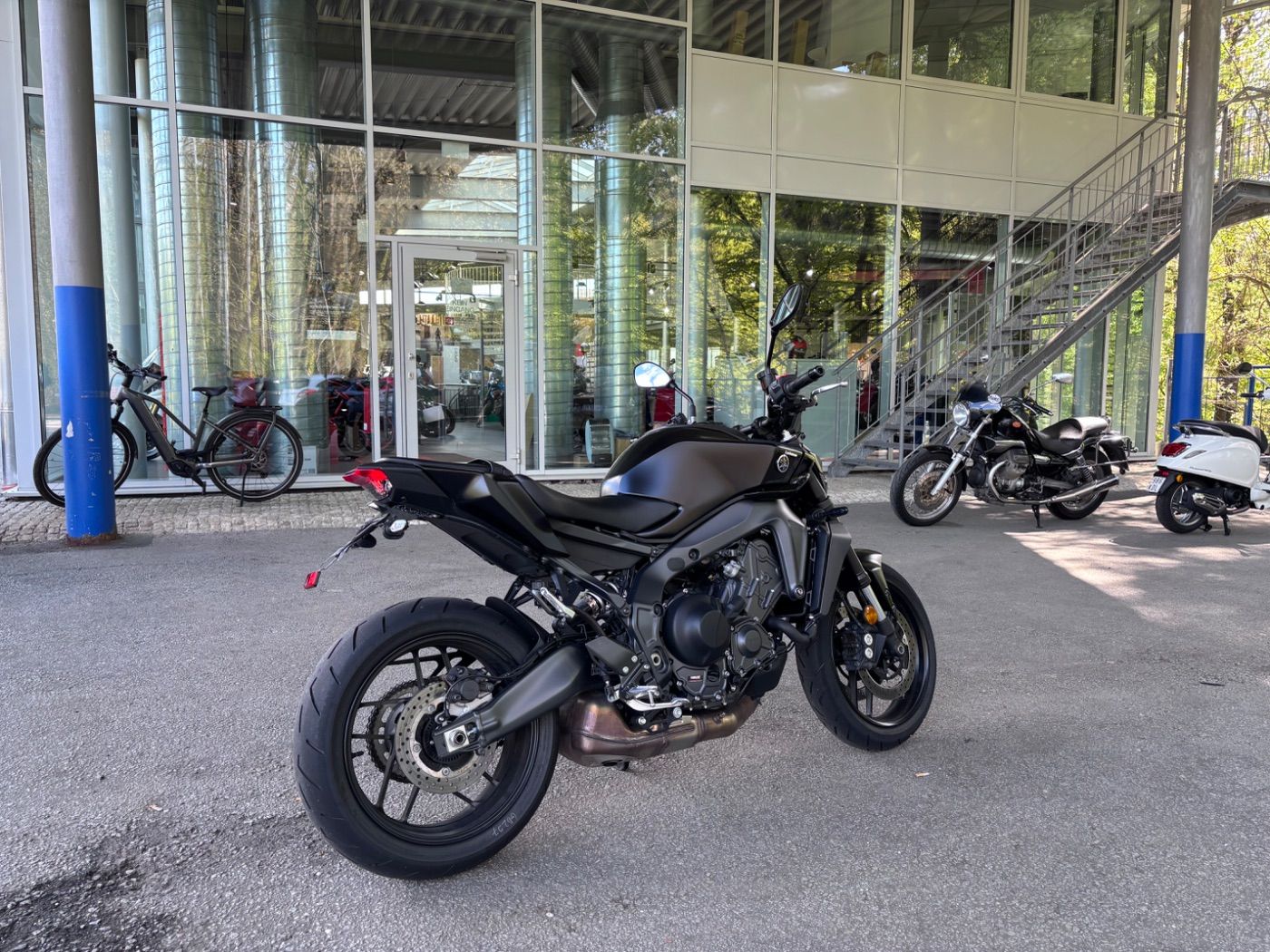Fahrzeugabbildung Yamaha MT 09 Kurzen Kennzeichenhalter