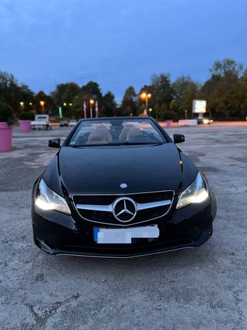 MERCEDES-BENZ E 220 d Sport Edition Autom. Sport Edition