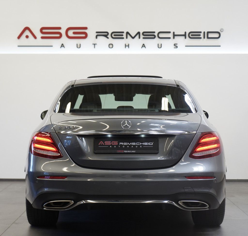 Mercedes Benz E 300