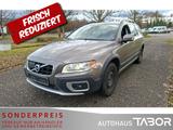 Volvo XC 70 D5 AWD Aut. Summum ACC Leder AHK StandHz - graue Volvo XC70