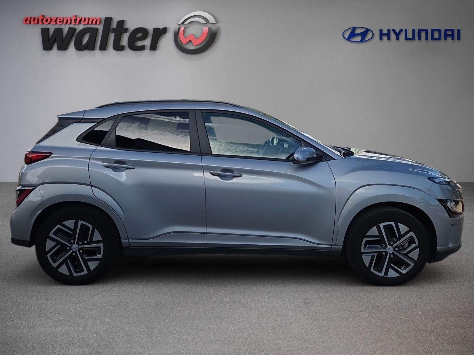 Hyundai Kona Trend / Trend-Paket Elektro *Klima*Navi*SHZ imagem 3