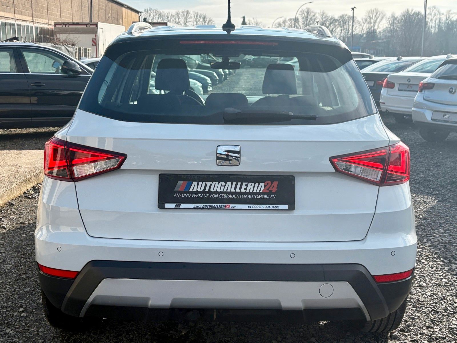 Fahrzeugabbildung SEAT Arona 1.0 Xcellence 85kW Navi SHZ PDC 1.HAND