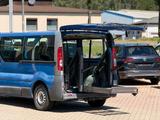 Renault Trafic Automatik Behindertengerecht-Lifft 5+1 - Renault Trafic in Gelsenkirchen