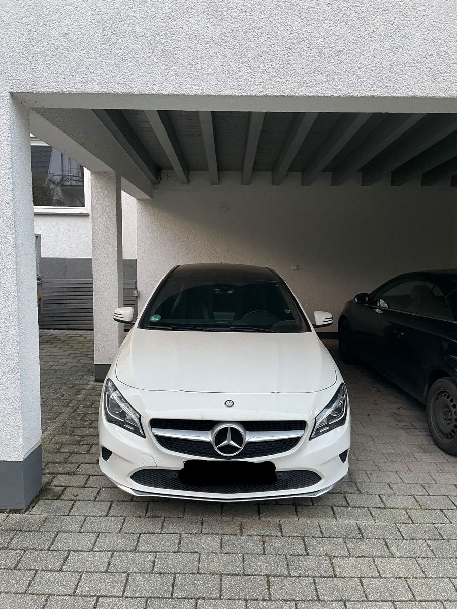 MERCEDES-BENZ CLA 180