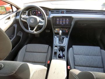 Volkswagen Passat - 7