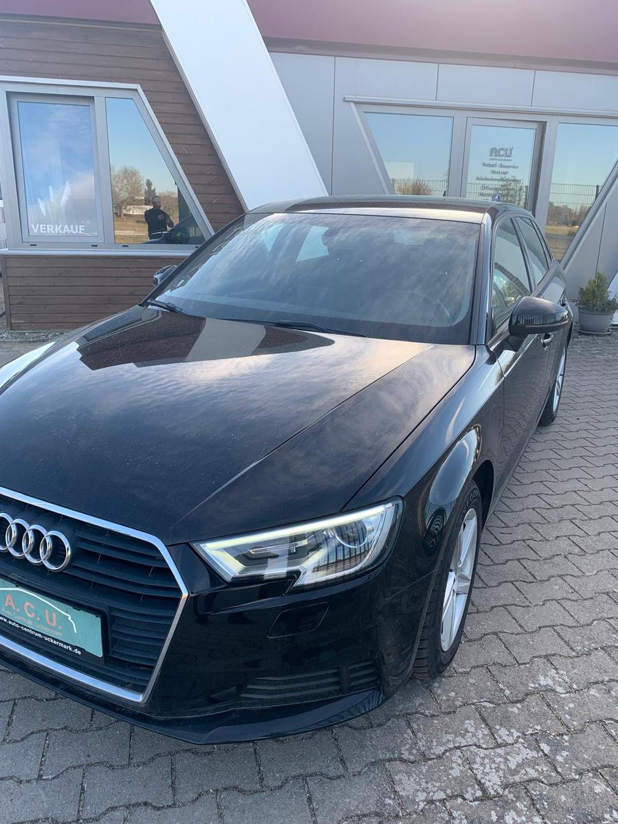 Audi A3 30 TFSI Sportback S tronic